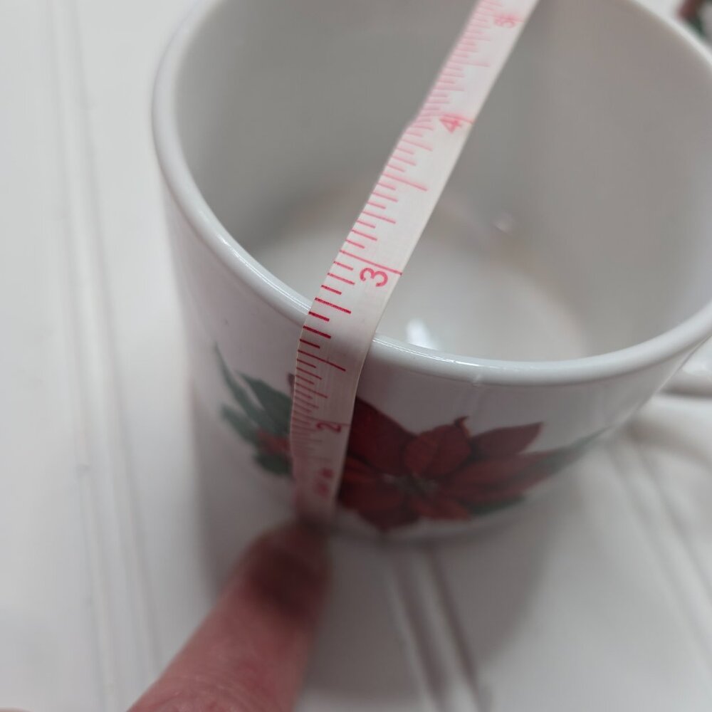 Vintage Set of (6) Hallmark Poinsettia & Holly Formal Dinner Cups Mugs - Picture 8 of 8